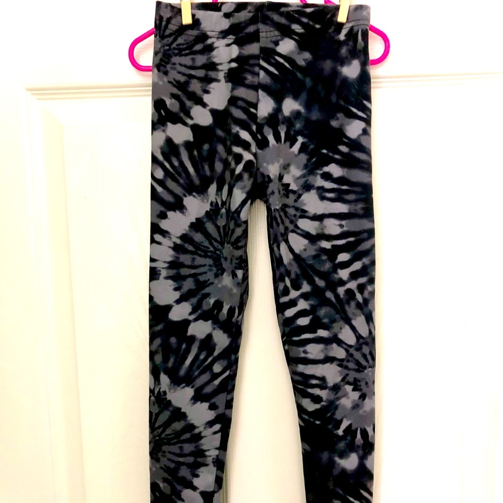 Act 4 Black and Grey Tie Dye Leggings